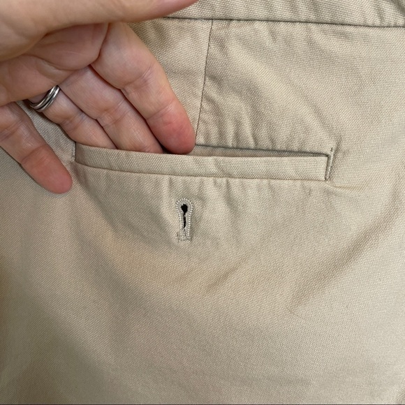 Banana Republic Factory Khaki Walking Shorts Sz 2 - Picture 7 of 11